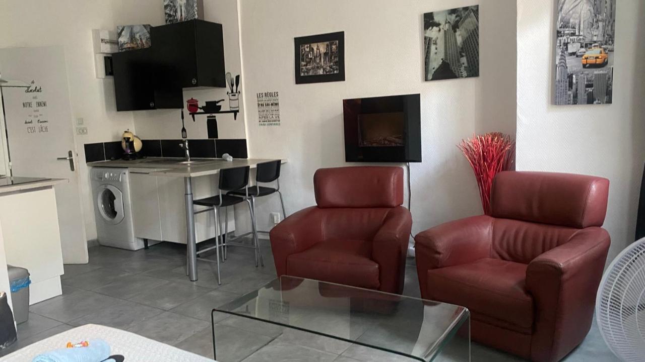 Le Suffren, Ventile ,Wifi, A 100 M De La Plage Toulon Ngoại thất bức ảnh