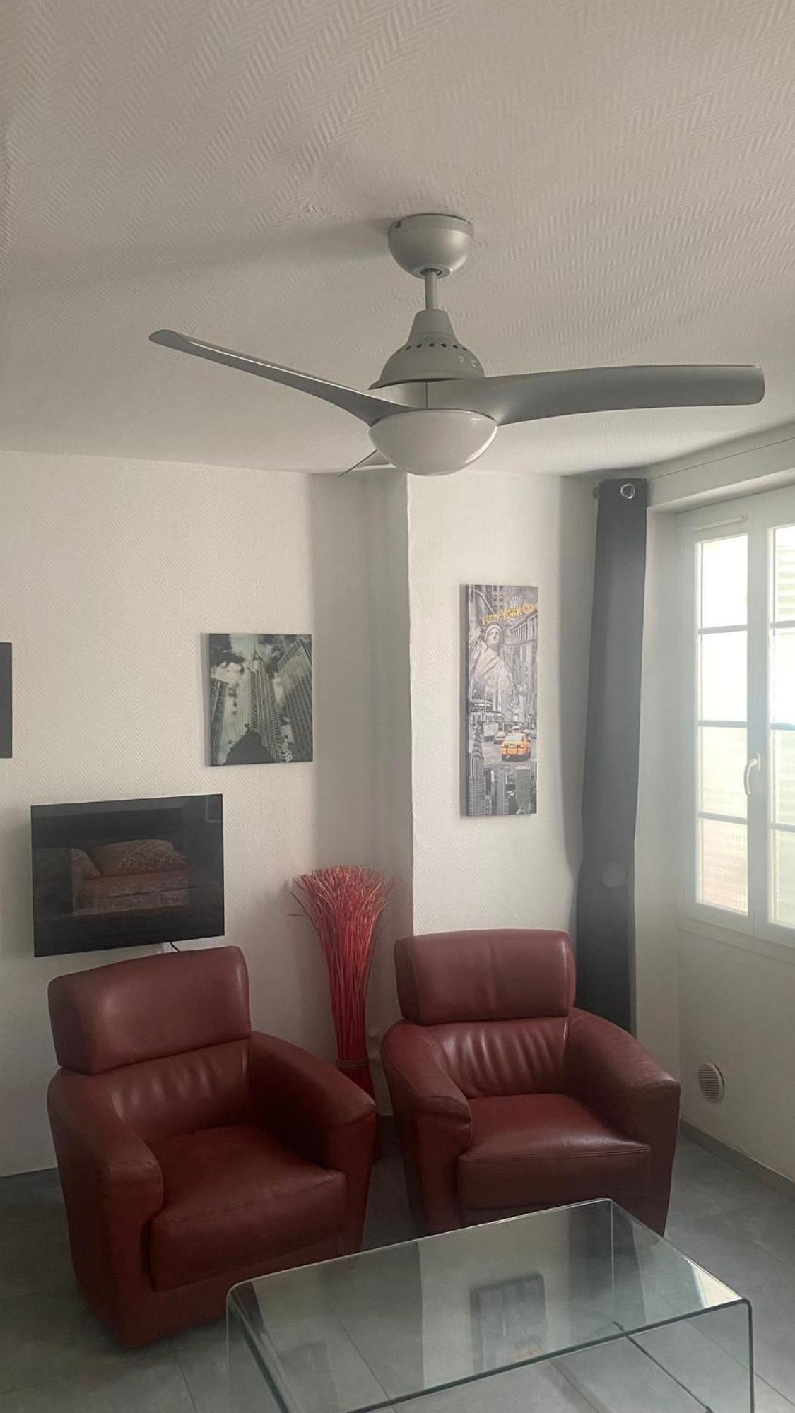 Le Suffren, Ventile ,Wifi, A 100 M De La Plage Toulon Ngoại thất bức ảnh