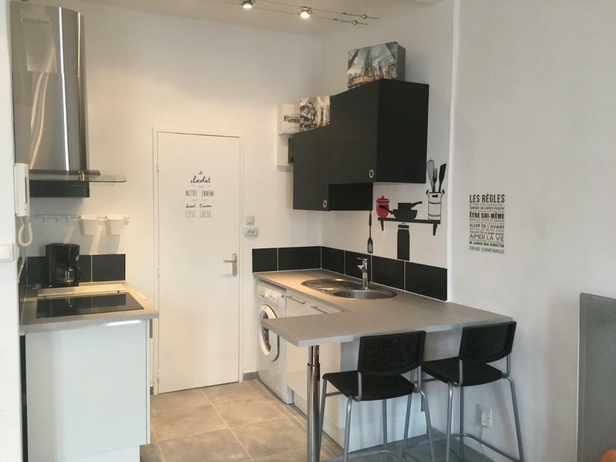 Le Suffren, Ventile ,Wifi, A 100 M De La Plage Toulon Ngoại thất bức ảnh